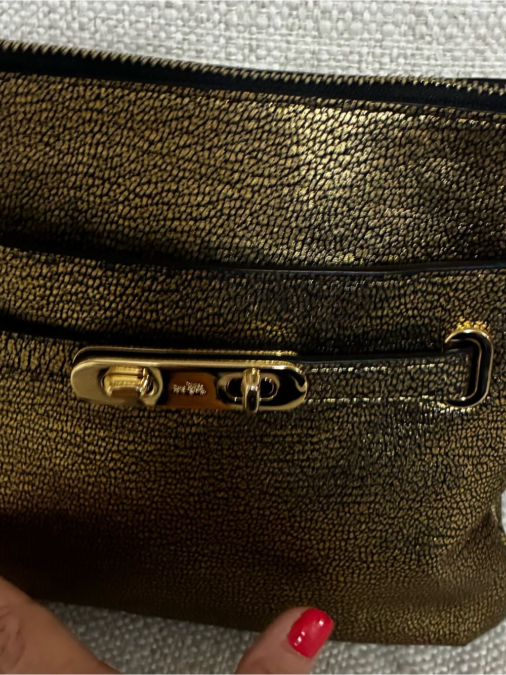 Coach NWOT Gold Metallic Swagger Swingpack in Polished Pebble Leather - Picture 6 of 14